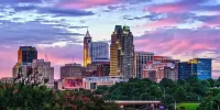 3 King Beds; Walk to Umstead; 5 Mi. to Airport; Lenovo Center; Quiet