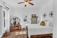 The Ouachita Depot- Large house/Perfect location Hotel di Mena