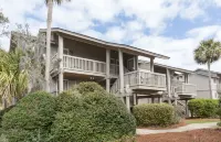 Palmetto Perch - Fully Stocked Wild Dunes Condo with Pool, Close to Beach