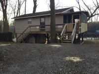 Riverfront Cabin on Exclusive Jon's Pocket!