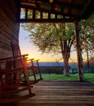 Cozy Crockett's Retreat: Where History Meets Comfort
