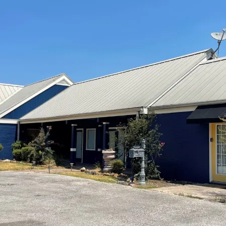 Tejas Waterfront Apartment on Lake Sam Rayburn