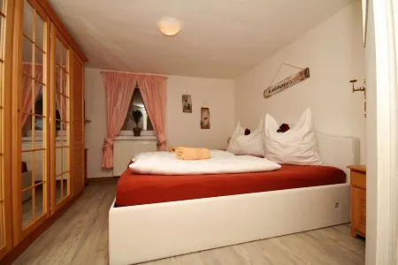 2-room apartment sunrise in the beautiful Muldental Отели в г. Пениг