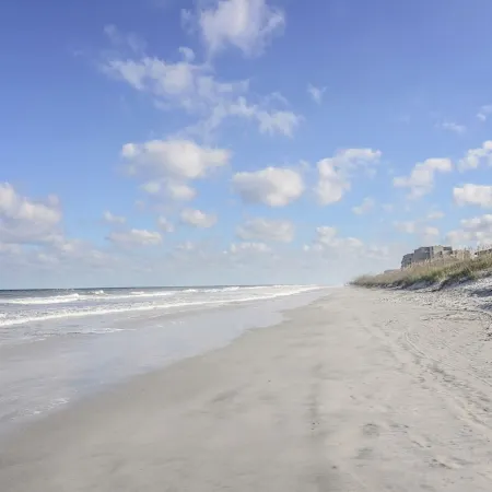 Ocean Front Beach Den -Near Mayo Clinic