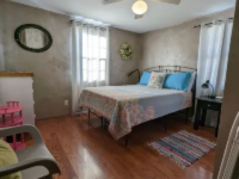 Great house for making memories! Two living areas, bar, and pool table Hotels in Alpine