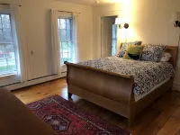 Beautiful Historic Home Hotels in Little Compton