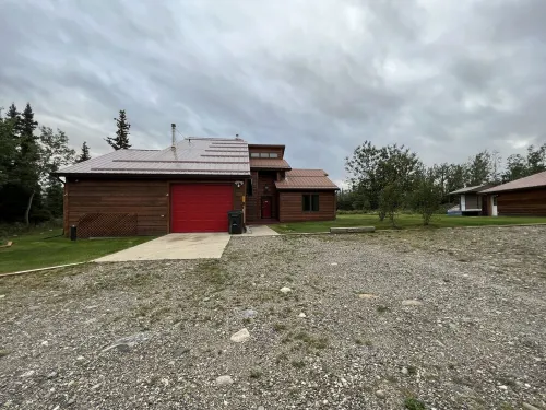 Your Home Along the Way in Denali with Consistent, Excellent Reviews Hotels in Healy