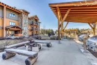 Suncadia Golf View Condo with Seasonal Pool and Hot Tub!