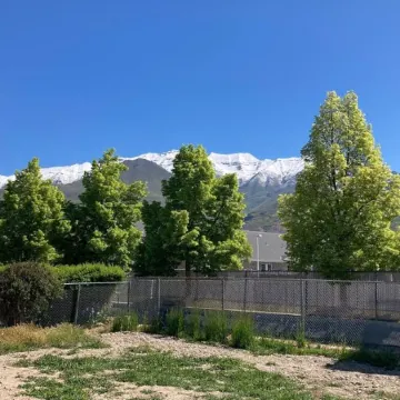 Natures Best Modern - Amazing GETAWAY, 2- Person LED Shower, 75" TV, King Bed