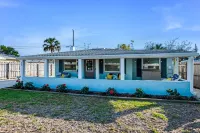 Cozy beach house - 5 min walk to the beach (Pet-Friendly