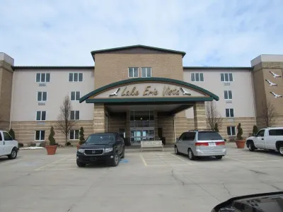 Lakefront condo --2BR/2Bath Sleeps 4  Private beach and lake front balcony