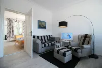 Close to the beach kinderfr. Apartment with balcony+terrace,sauna,wallbox, and washing machine Hotels in Zempin