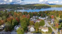 Meredith Charmer-walk to lake, town, shops, & boat launch Hotels in Meredith