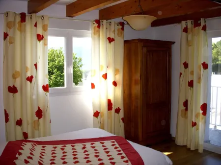 Renovated stone house, classified 3 stars between La Bresse and Gérardmer Отели в г. Бас-Сюр-ле-Рюпт