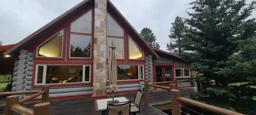 Spacious cabin in Angel Fire area - 6 miles to ski slopes and recreation area