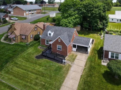 Home of Champions: HOF Village Comfort