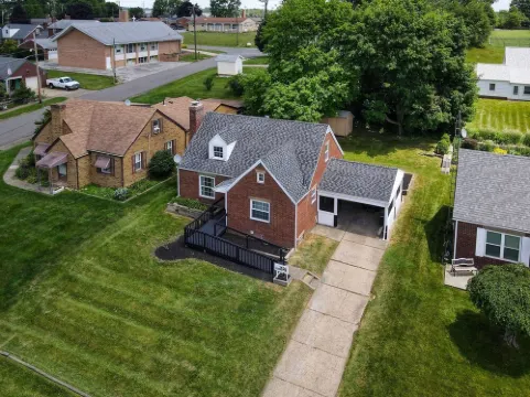 Home of Champions: HOF Village Comfort