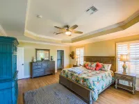 Luxury Key West feel steps from Historic downtown Stuart, minutes from the beach