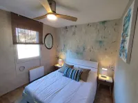 apartment with sea view, direct access to the beach, Hotels in Bormes-les-Mimosas