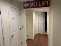Winterplace Condo Steps away from slopes