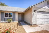 Fully licensed pool home w/outdoor kitchen.