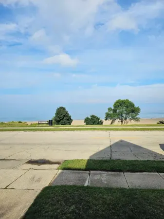 Boulevard Water front Oasis Отели в г. Racine County