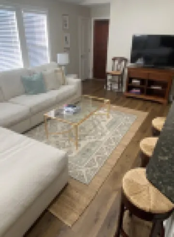 Fantastic Condo Within Walking Distance Of Football Stadium, Grove And Campus