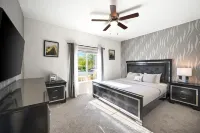 New: Gameroom, Pool, Spa, Firepit