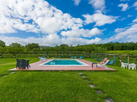 Fattoria Petraglia - Cedro Отели рядом с достопримечательностью «Chiesa di Santa Maria Assunta»