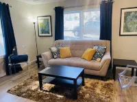 Hidden Gem-10 minutes to DT Chatt! Perfect for teleworkers, small families, etc.