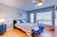 Riverfront Oasis: 5 Min to DT Cincinnati