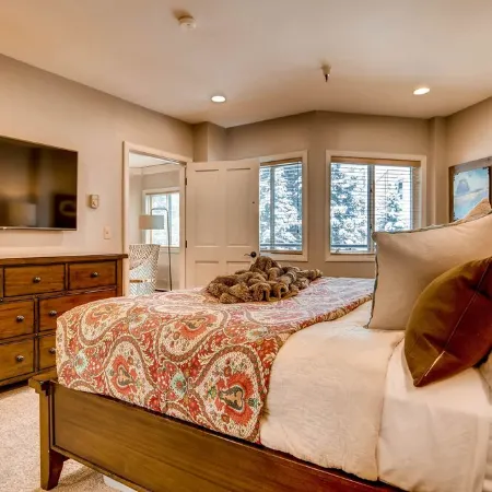 Summer Favorite_Peak 9_Village at Breck Resort_2 Blk to Main St/Pool & Hot Tubs+