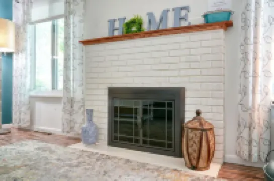 Cozy house-Near Cascades-Dog friendly-Large yard-Tranquil