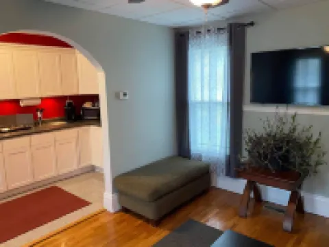 White House Lodge-Lower Studio