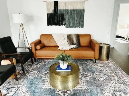 Welcome to your Memphis retreat steps from the vibrant University of Memphis!