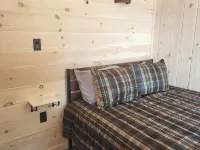 Cozy Cabin in Lovely Errol with Direct Trail Access, Close to Town (Cabin 2) Hotels in Errol