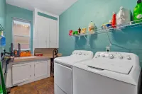 Pulaski Trail Escape / Fully Stocked Kitchen / Sleeps 18 w Off Street Parking