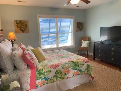 Oyster Shack by the Bay / 4 minutes to Morehead City Waterfront/Big Rock Landing