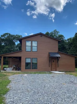 Amazing Mountain Views, Cabin, Private Farm Setting, Convenient Location - 4 estrellas