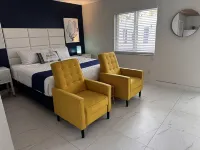 Sapphire by the Sea Unit 3 - King Bed, kitchen, pool view, Sleeps 2