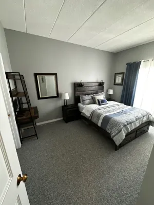 Ground floor entry with ski in/out access to Pico & FREE shuttle to Killington