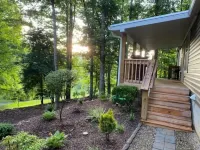 Mountain Hideaway - HOT TUB