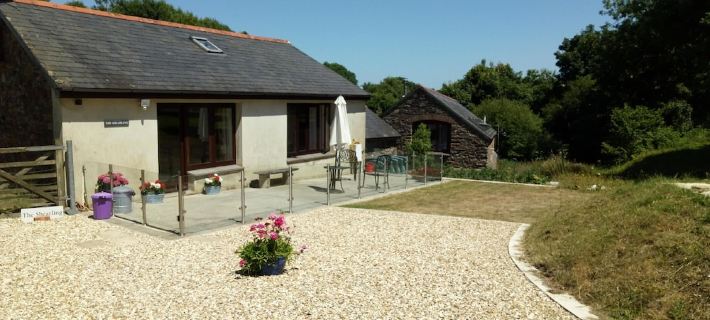 Detached barn in South Hams near to Dartmouth, ideal for guests with dogs. Hotels in Totnes
