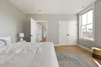 Newly restored apartment in the heart of Chestertown Waterman’s Museum 주변 호텔