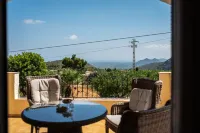 Family-friendly villa with private pool in a fantastic location. Hotels in Benidoleig