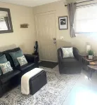 The Lovely La Petite 2-bedroom Duplex with AC, WiFi in Wonderful Jacksonville