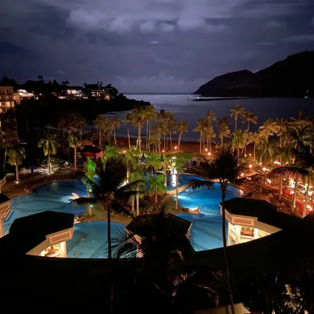 Oceanfront-Home Fully Equipped-Sleeps 10!
