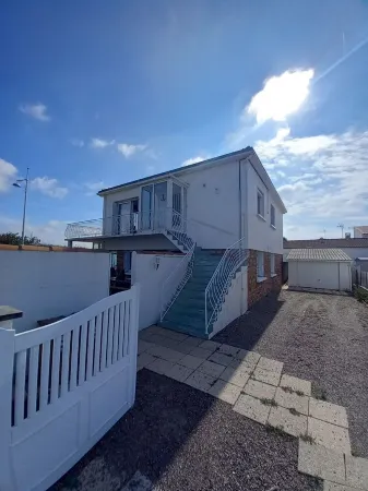 Location Saisonnière du 1ER Étage de la Maison à L'aiguillon la Presqu'ile Отели рядом с достопримечательностью «Camping Grand R»