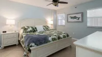 Sunrise Breeze on the Marina [Ocean Pointe 5302]