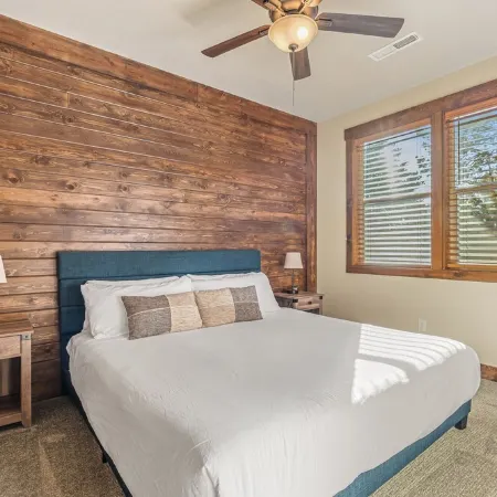 Zion Cabin Retreat - Luxury with Nature Trails in Uncrowded East Zion. 3 Kings